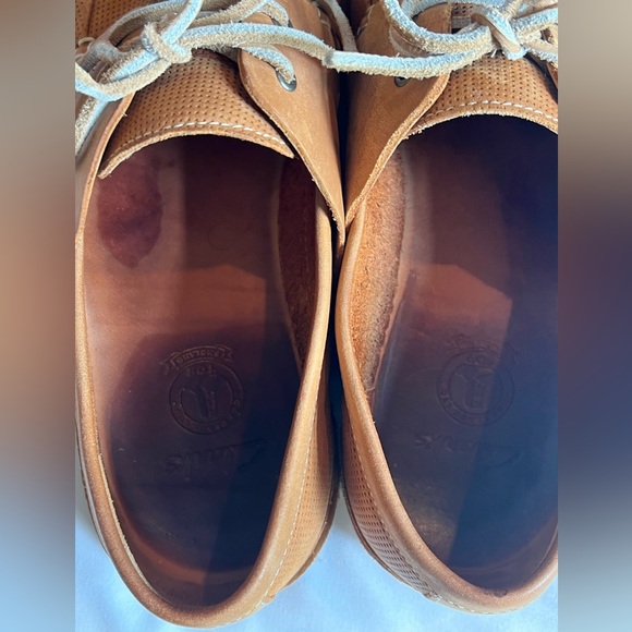Men’s leather Clark shoes; size 9.5; hardly worn - Picture 6 of 6
